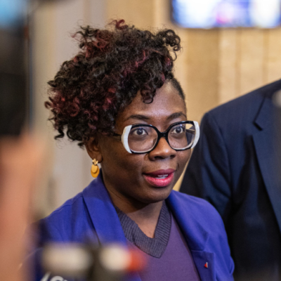 Monsieur le Premier Ministre, arrêtez de prendre les gens pour des boloss